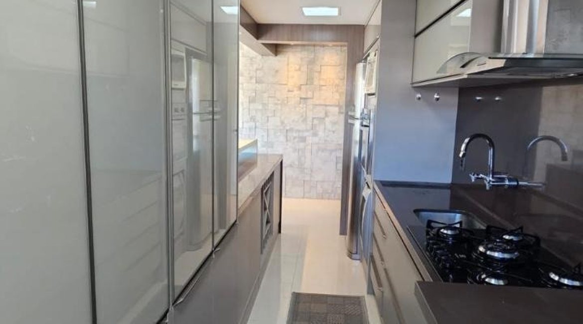 Apartamento à venda com 89m², 2 dormitórios, 1 suíte, 1 vaga, no bairro Tristeza em Porto Alegre