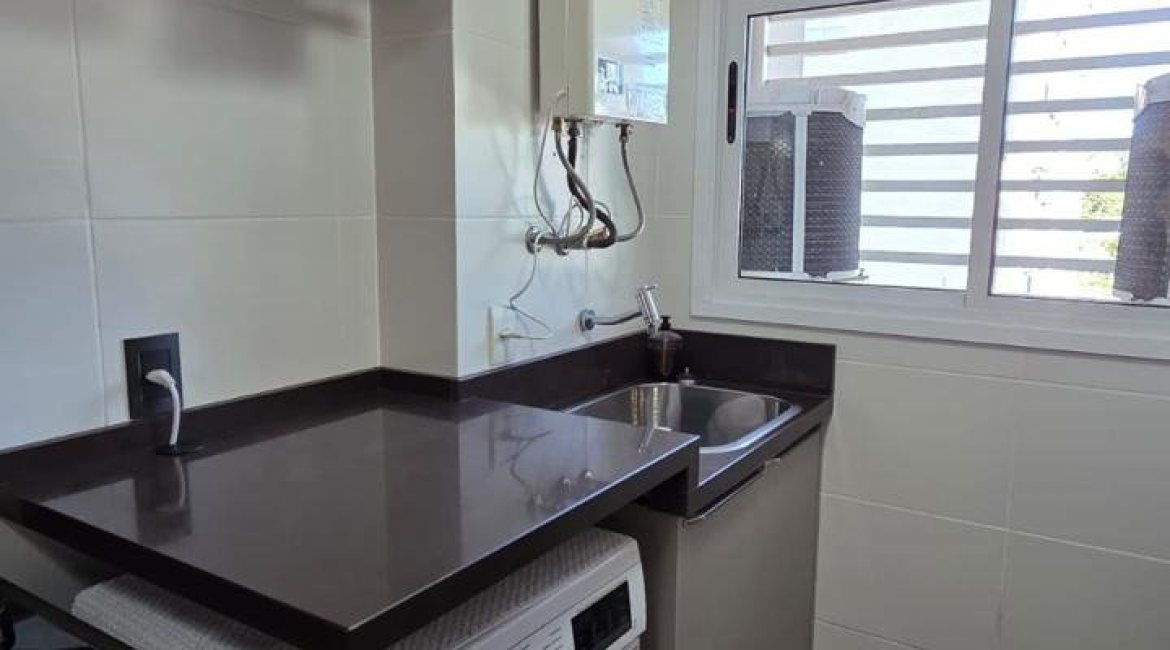 Apartamento à venda com 89m², 2 dormitórios, 1 suíte, 1 vaga, no bairro Tristeza em Porto Alegre