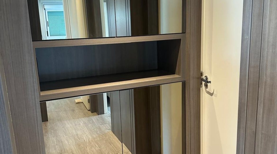 Apartamento à venda com 89m², 2 dormitórios, 1 suíte, 1 vaga, no bairro Tristeza em Porto Alegre
