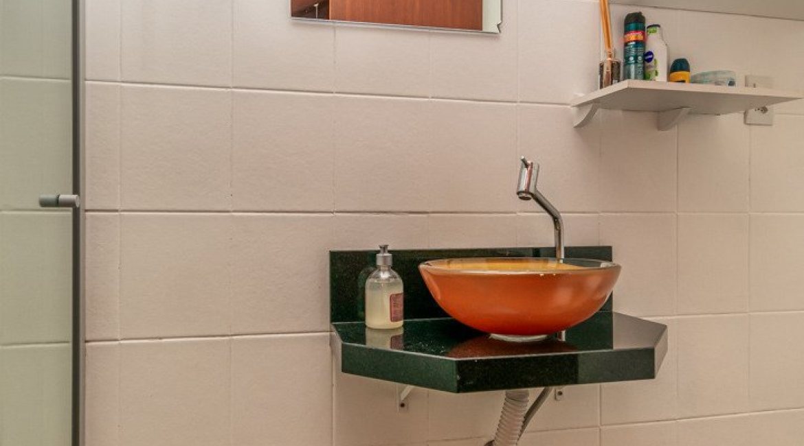 Cobertura à venda com 132m², 2 dormitórios, 1 suíte, 2 vagas, no bairro Tristeza em Porto Alegre