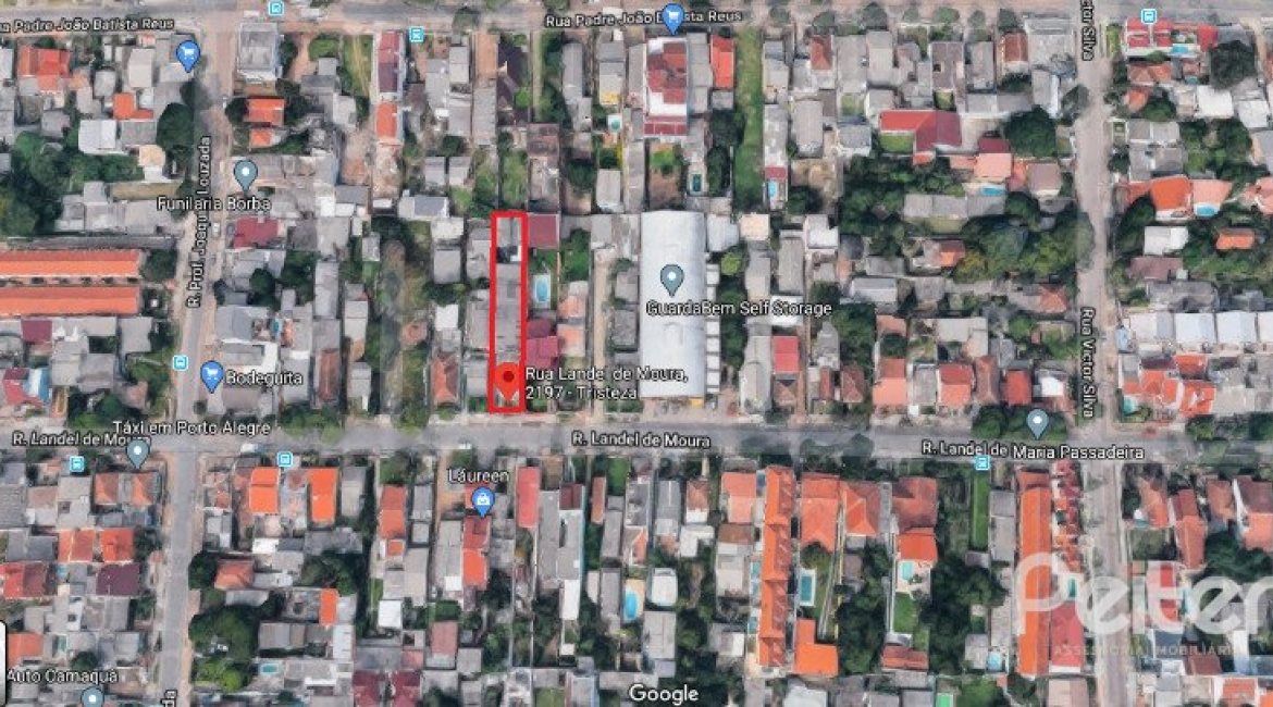 Terreno à venda com 616m², no bairro Camaquã em Porto Alegre