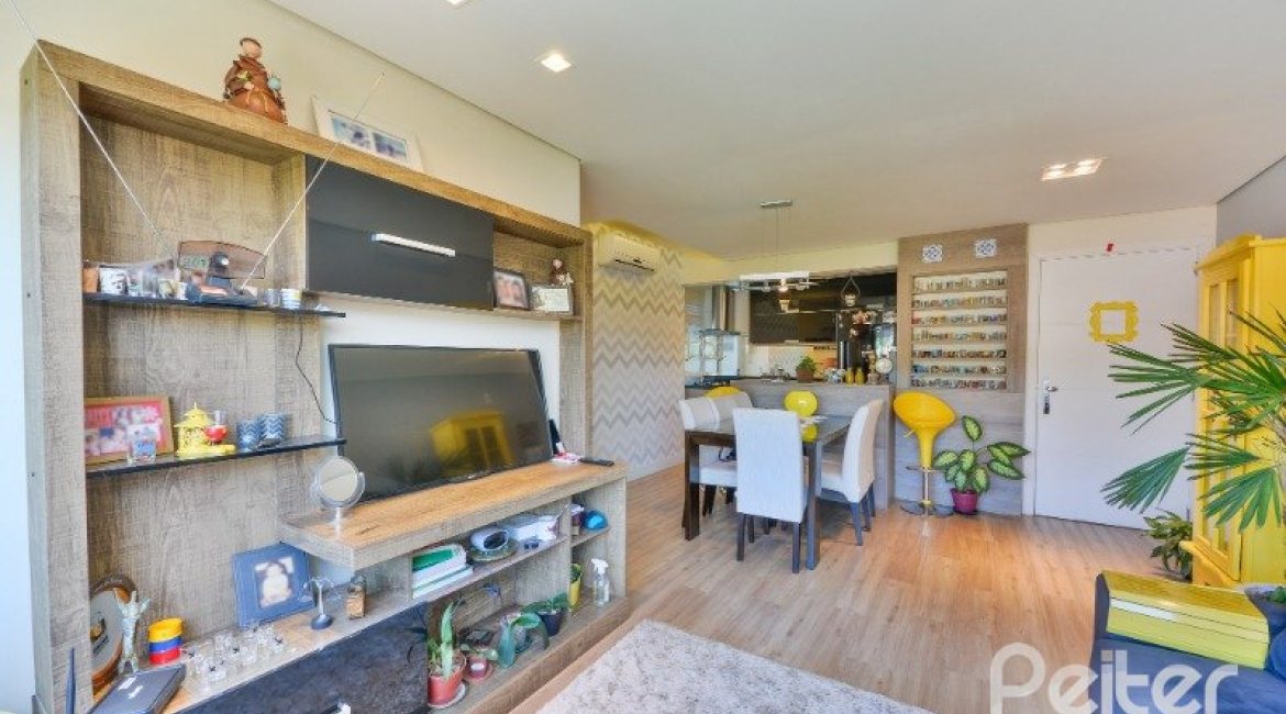 Apartamento à venda com 73m², 3 dormitórios, 1 suíte, 2 vagas, no bairro Tristeza em Porto Alegre