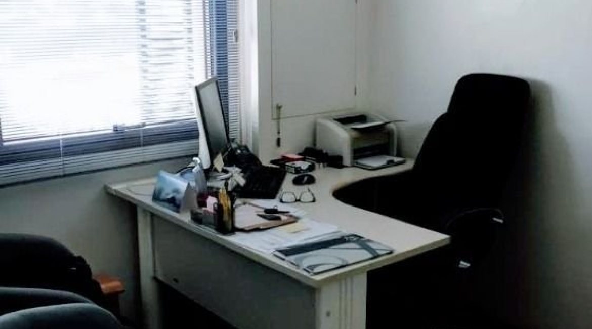 Comercial à venda com 33m², 1 vaga, no bairro Praia de Belas em Porto Alegre