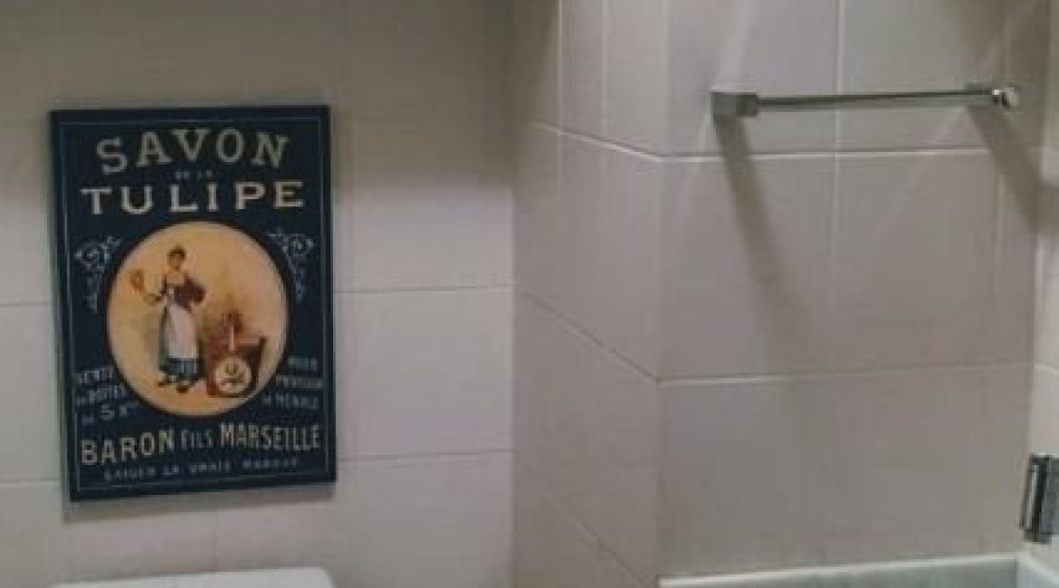 Comercial à venda com 33m², 1 vaga, no bairro Praia de Belas em Porto Alegre