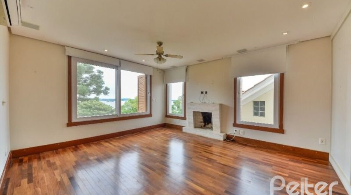 Casa em Condomínio à venda com 397m², 4 dormitórios, 4 suítes, 3 vagas, no bairro Vila Conceicao em PORTO ALEGRE