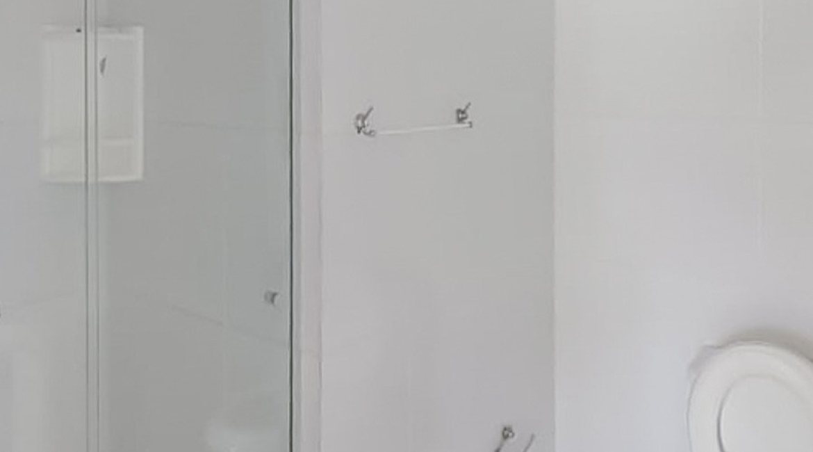 Apartamento à venda com 65m², 2 dormitórios, 1 suíte, 1 vaga, no bairro Camaquã em Porto Alegre