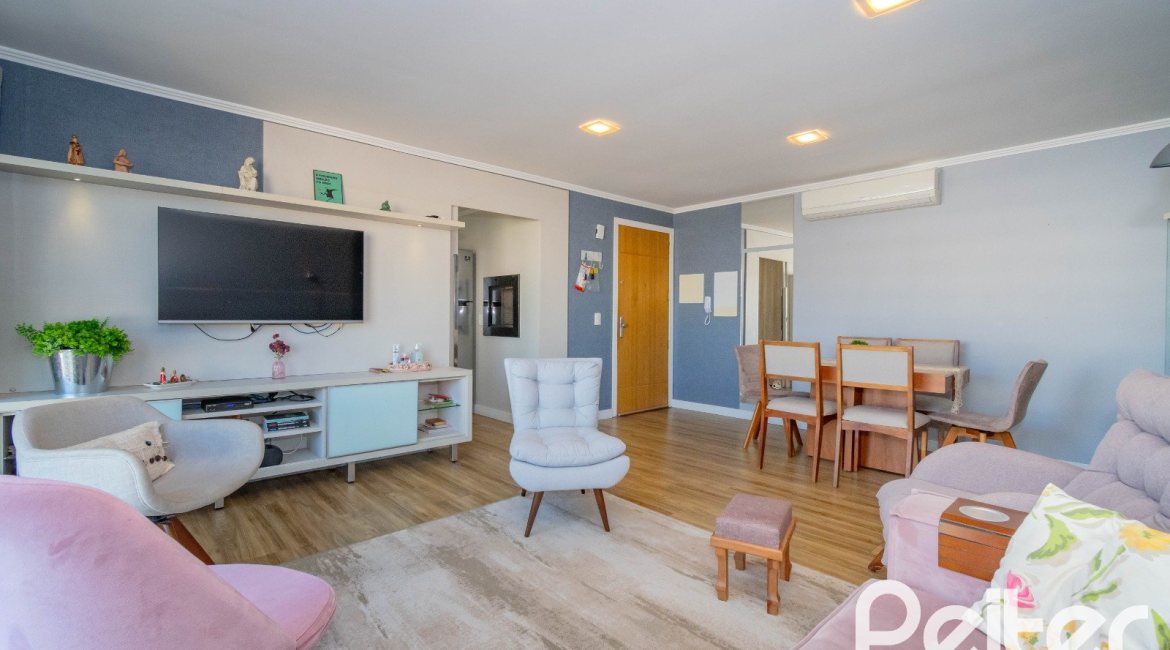  à venda, no bairro  em 