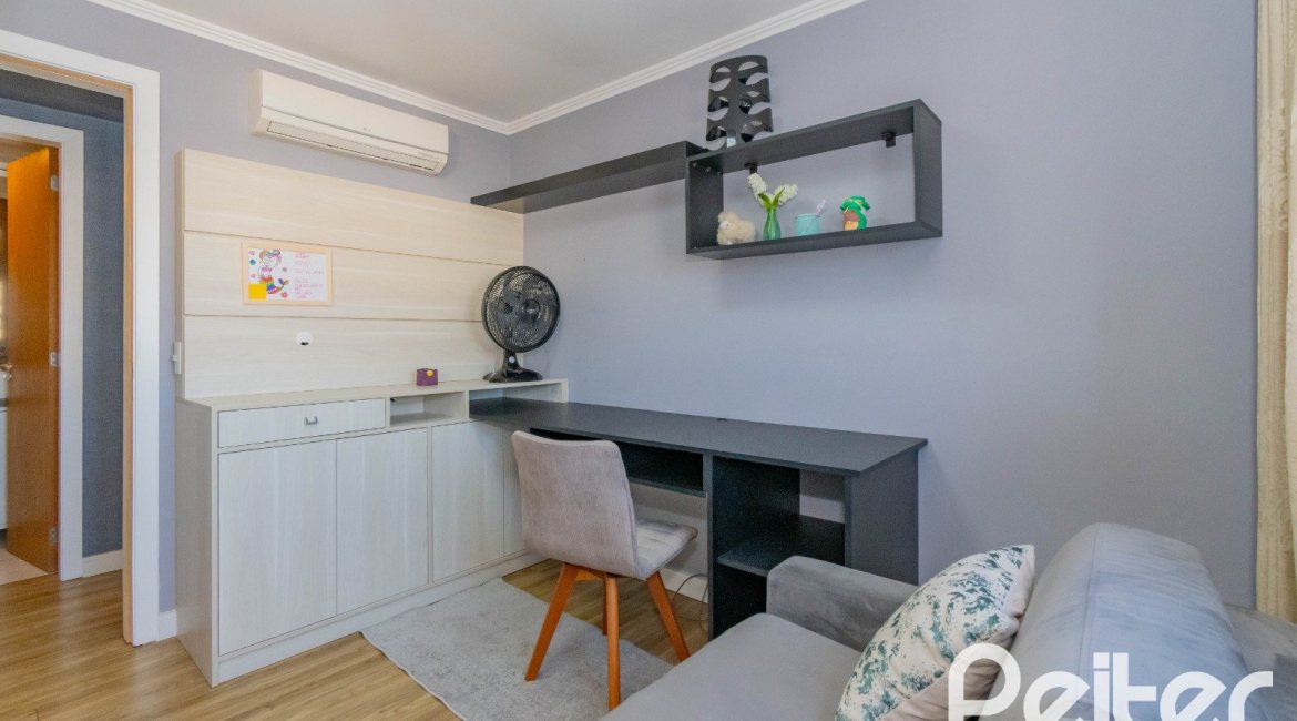  à venda, no bairro  em 