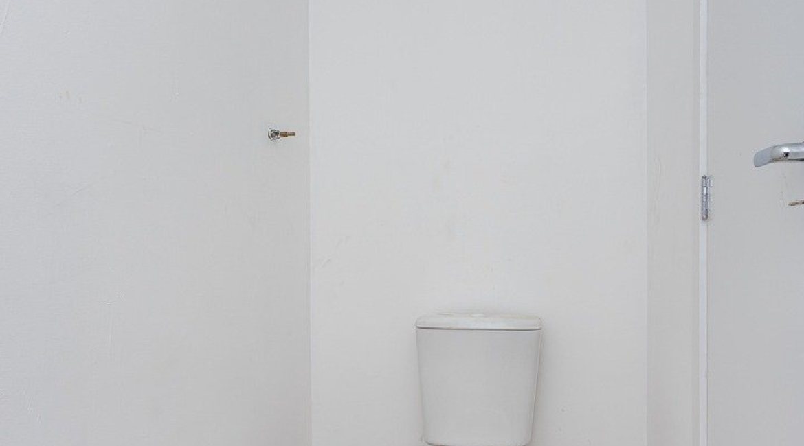 Casa em Condomínio à venda com 225m², 3 dormitórios, 3 suítes, 3 vagas, no bairro Hipica em PORTO ALEGRE