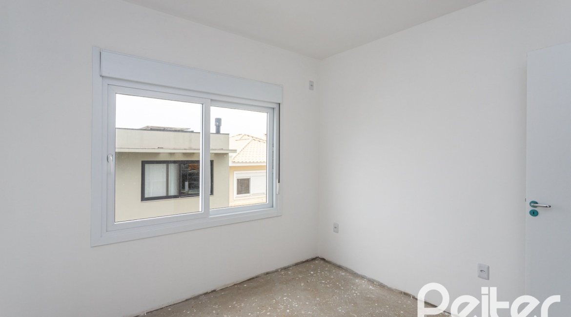 Casa em Condomínio à venda com 225m², 3 dormitórios, 3 suítes, 3 vagas, no bairro Hipica em PORTO ALEGRE