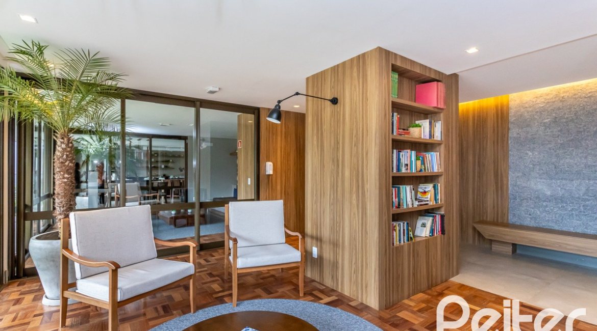 Apartamento à venda com 110m², 3 dormitórios, 3 suítes, 2 vagas, no bairro Menino Deus em Porto Alegre