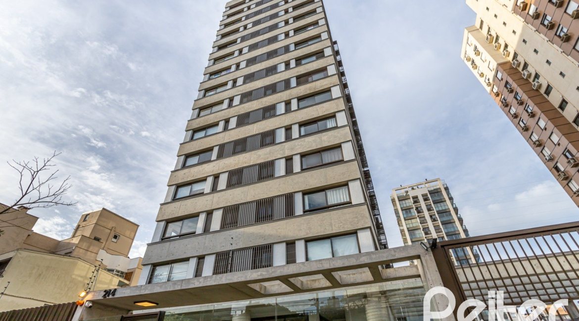 Apartamento à venda com 110m², 3 dormitórios, 3 suítes, 2 vagas, no bairro Menino Deus em Porto Alegre