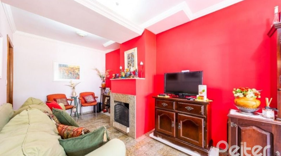 Casa em Condomínio à venda com 160m², 3 dormitórios, 1 suíte, 2 vagas, no bairro Ipanema em PORTO ALEGRE