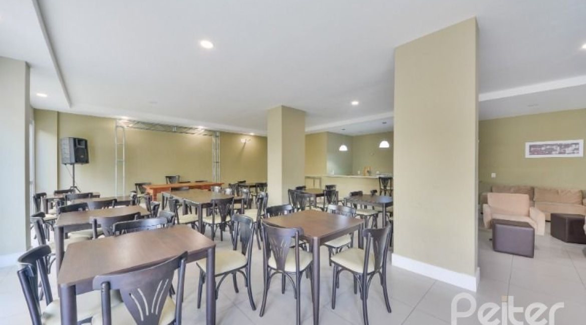 Apartamento à venda com 69m², 2 dormitórios, 1 suíte, 2 vagas, no bairro Tristeza em Porto Alegre