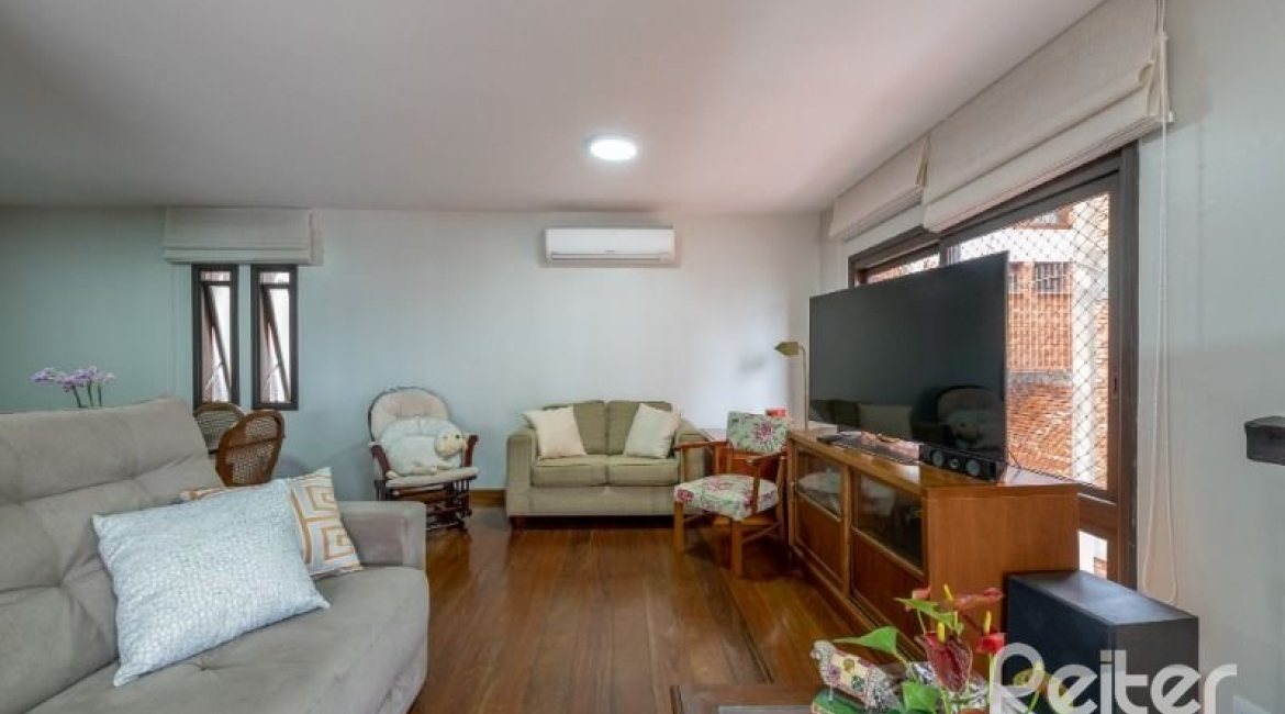 Apartamento à venda com 157m², 3 dormitórios, 1 suíte, 2 vagas, no bairro Tristeza em PORTO ALEGRE