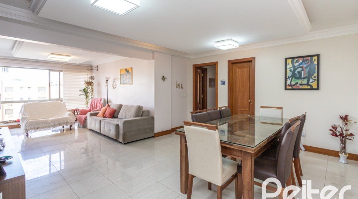 Apartamento à venda com 154m², 3 dormitórios, 1 suíte, 2 vagas, no bairro Tristeza em PORTO ALEGRE