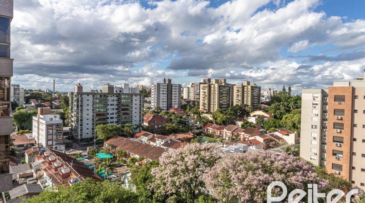 Apartamento à venda com 154m², 3 dormitórios, 1 suíte, 2 vagas, no bairro Tristeza em PORTO ALEGRE
