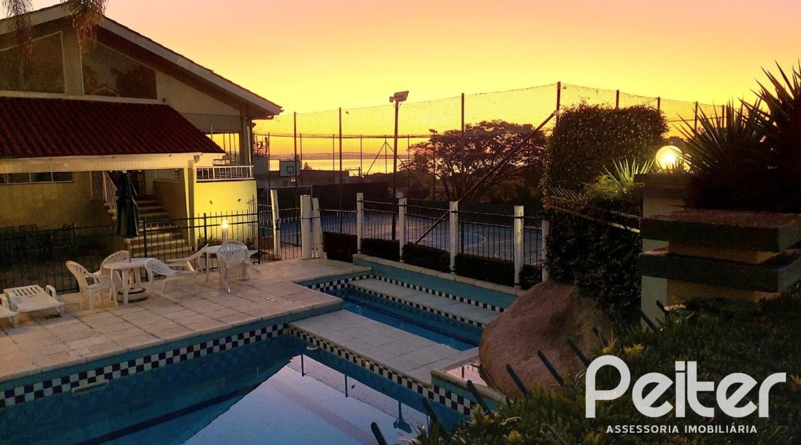 Casa em Condomínio à venda com 208m², 3 dormitórios, 1 suíte, 2 vagas, no bairro Tristeza em PORTO ALEGRE