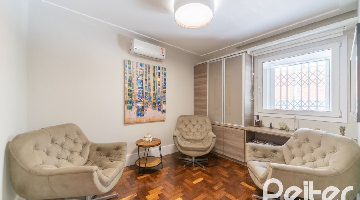  à venda, no bairro  em 