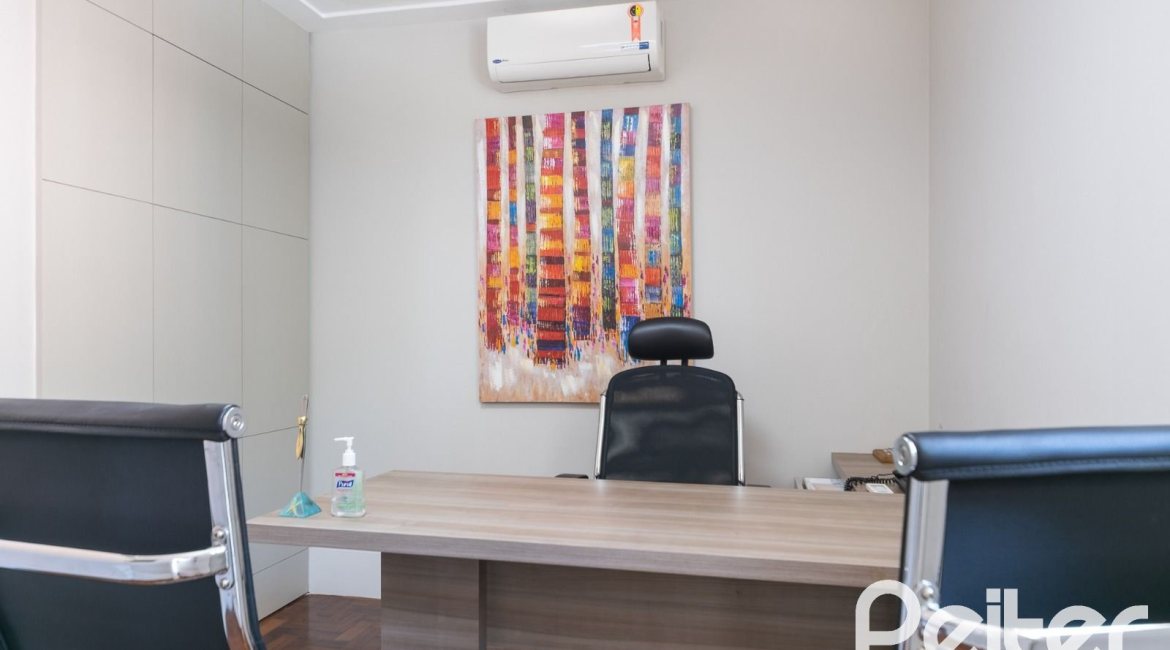  à venda, no bairro  em 