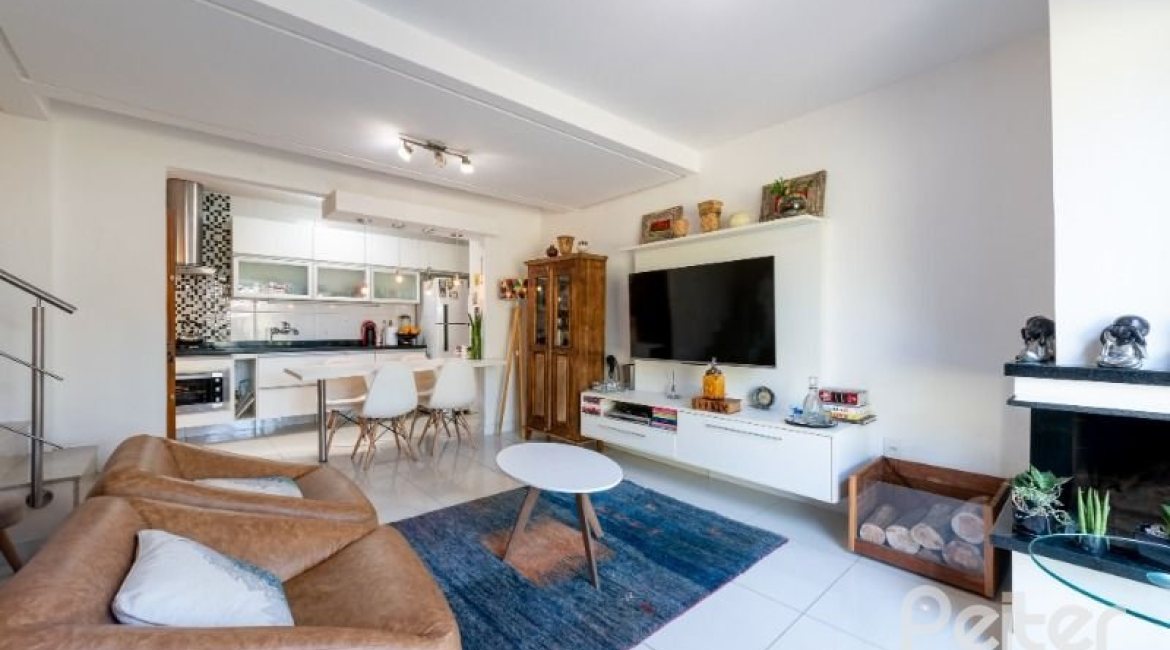 Casa em Condomínio à venda com 145m², 3 dormitórios, 1 suíte, 2 vagas, no bairro Ipanema em Porto Alegre