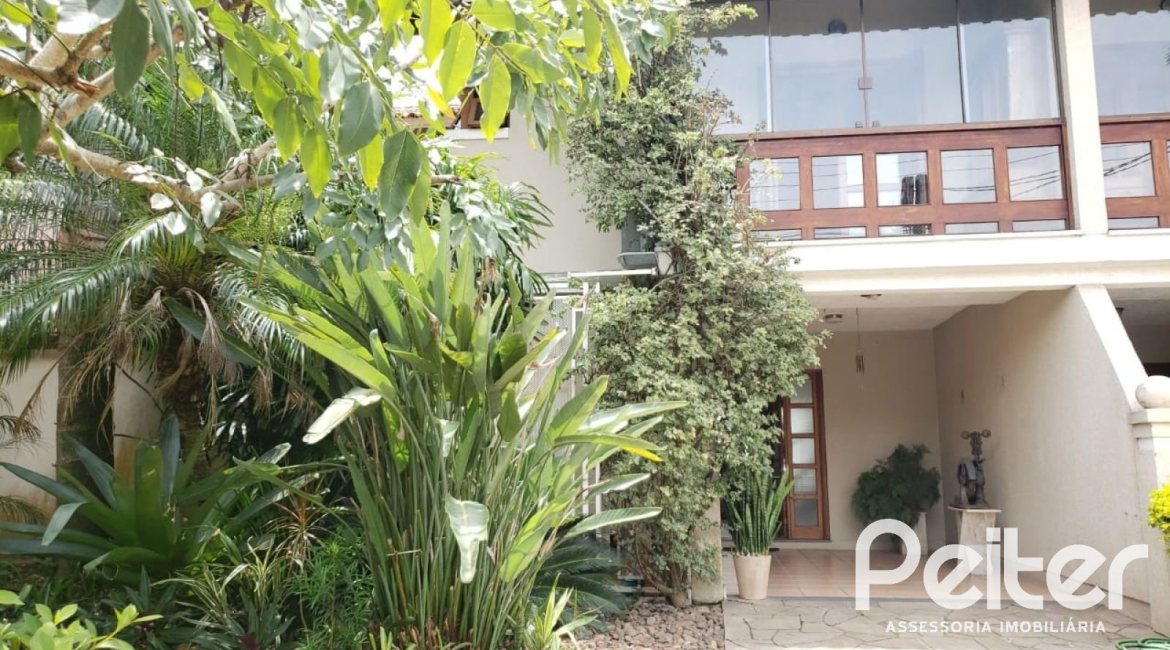 Casa em Condomínio à venda com 300m², 3 dormitórios, 3 suítes, 3 vagas, no bairro Ipanema em Porto Alegre