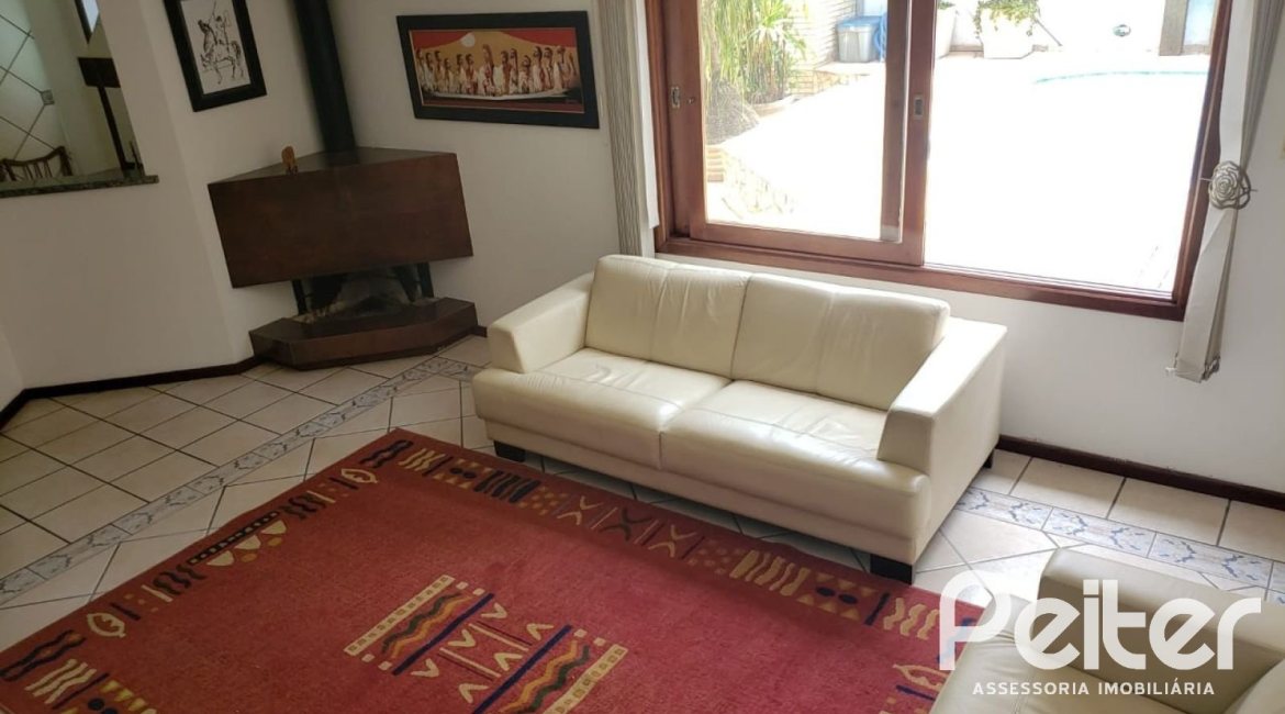 Casa em Condomínio à venda com 300m², 3 dormitórios, 3 suítes, 3 vagas, no bairro Ipanema em Porto Alegre