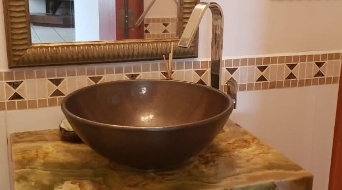 Casa em Condomínio à venda com 300m², 3 dormitórios, 3 suítes, 3 vagas, no bairro Ipanema em Porto Alegre