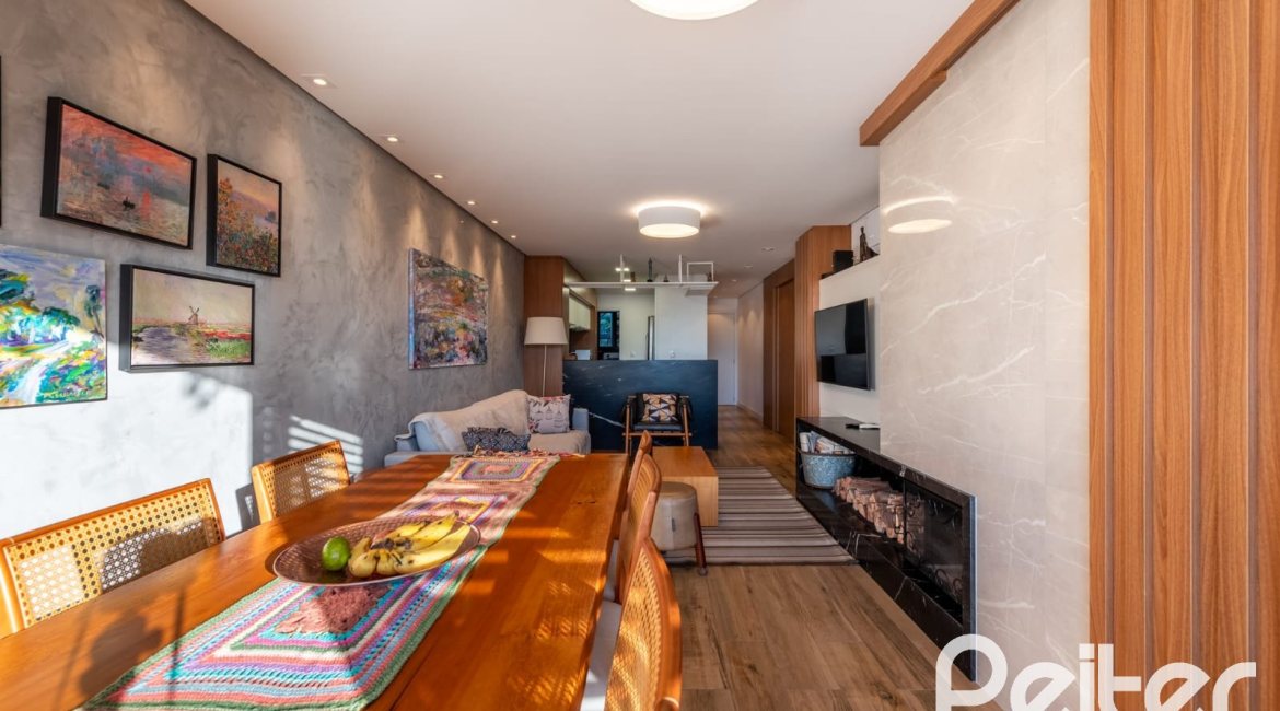 Cobertura à venda com 196m², 3 dormitórios, 1 suíte, 2 vagas, no bairro Tristeza em Porto Alegre