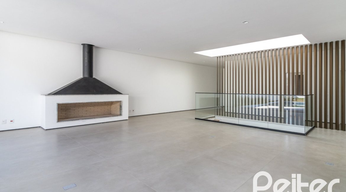 Casa em Condomínio à venda com 434m², 4 dormitórios, 4 suítes, 6 vagas, no bairro Terra Ville em PORTO ALEGRE