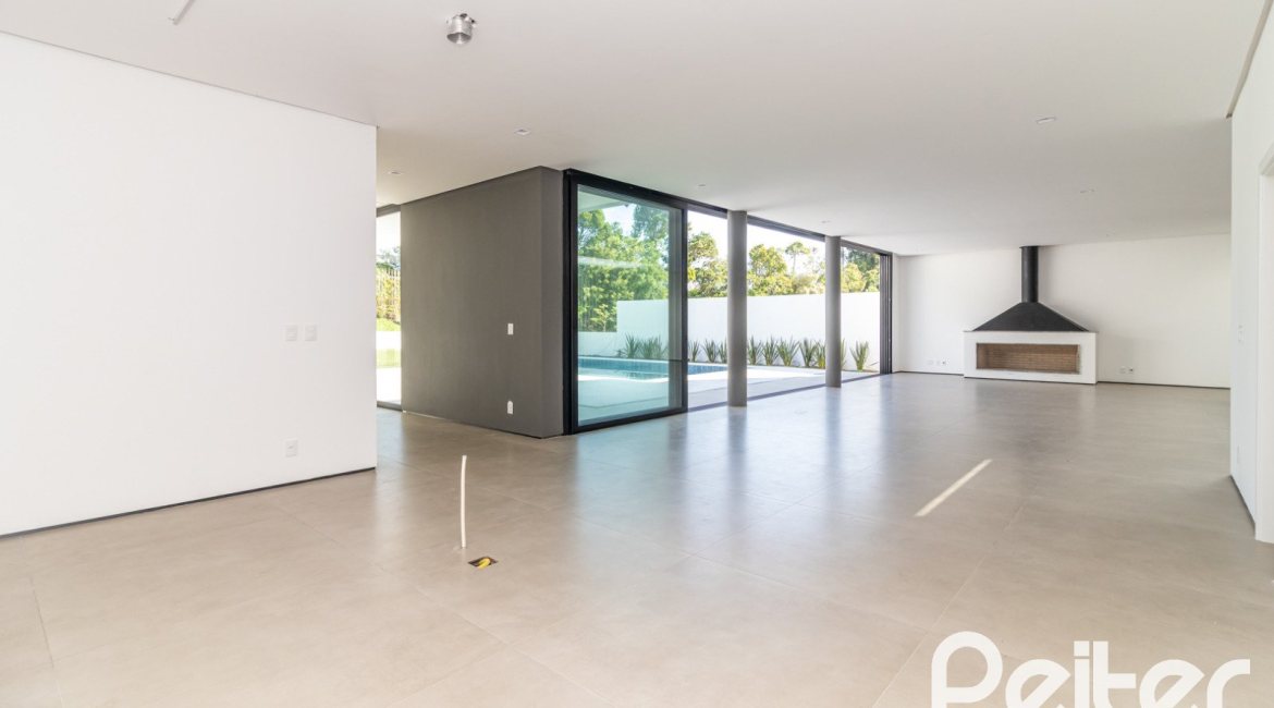 Casa em Condomínio à venda com 434m², 4 dormitórios, 4 suítes, 6 vagas, no bairro Terra Ville em PORTO ALEGRE