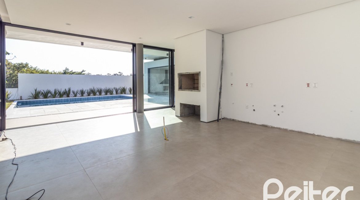 Casa em Condomínio à venda com 434m², 4 dormitórios, 4 suítes, 6 vagas, no bairro Terra Ville em PORTO ALEGRE