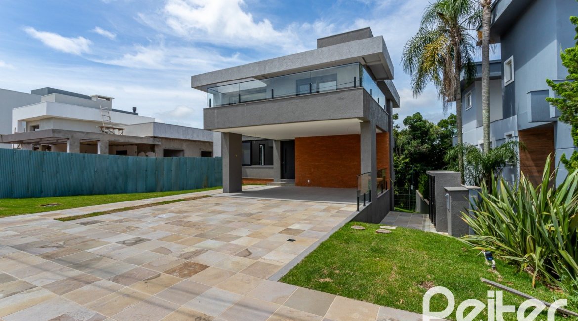 Casa em Condomínio à venda com 380m², 4 dormitórios, 4 suítes, 3 vagas, no bairro Alphaville em PORTO ALEGRE