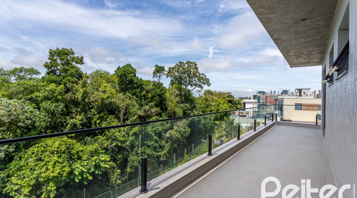 Casa em Condomínio à venda com 380m², 4 dormitórios, 4 suítes, 3 vagas, no bairro Alphaville em PORTO ALEGRE