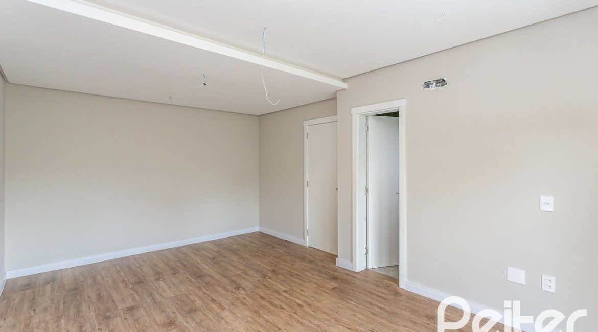 Casa em Condomínio à venda com 380m², 4 dormitórios, 4 suítes, 3 vagas, no bairro Alphaville em PORTO ALEGRE