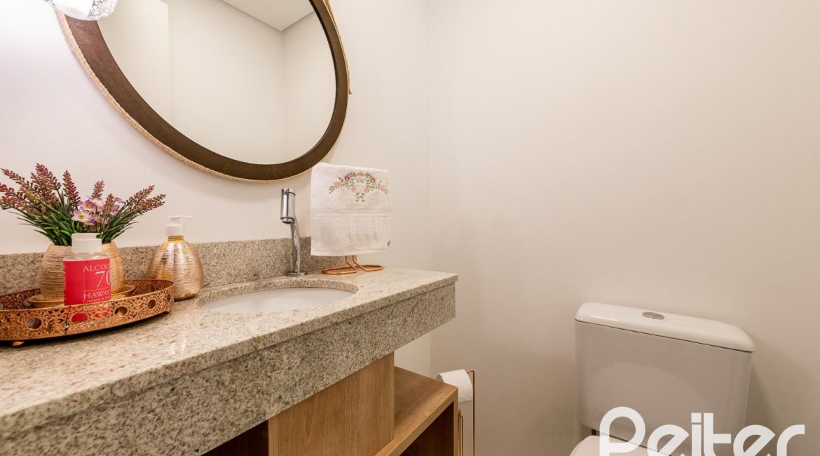 Apartamento à venda com 94m², 3 dormitórios, 1 suíte, 2 vagas, no bairro Ipanema em Porto Alegre