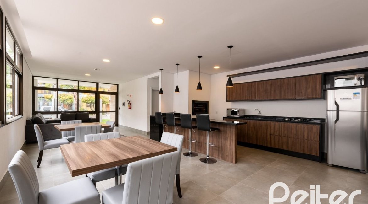 Apartamento à venda com 94m², 3 dormitórios, 1 suíte, 2 vagas, no bairro Ipanema em Porto Alegre