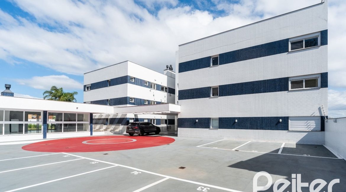 Cobertura à venda com 318m², 3 dormitórios, 3 suítes, 4 vagas, no bairro Vila Assunção em Porto Alegre