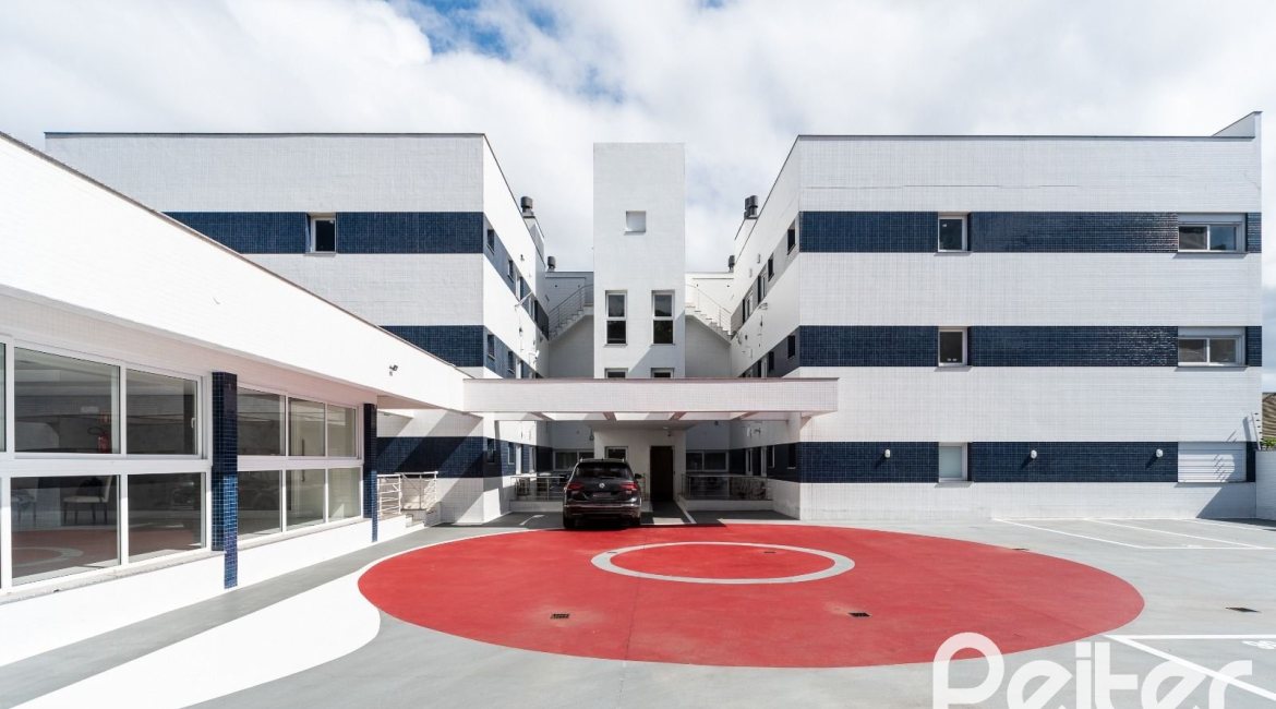 Cobertura à venda com 318m², 3 dormitórios, 3 suítes, 4 vagas, no bairro Vila Assunção em Porto Alegre