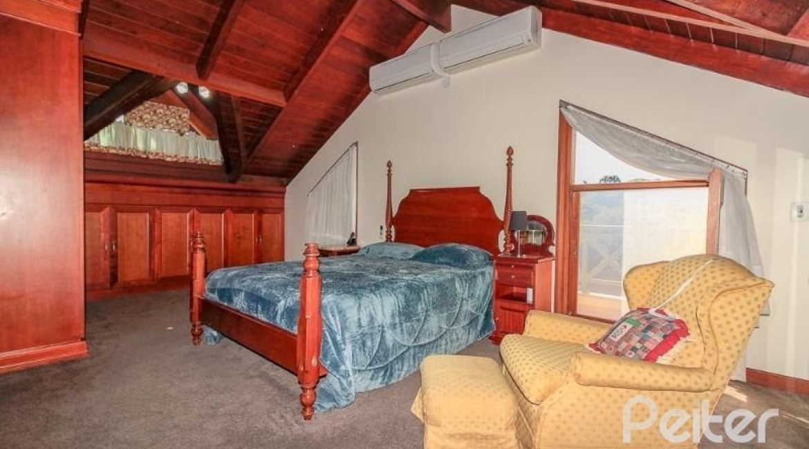 Casa em Condomínio à venda com 609m², 6 dormitórios, 2 suítes, 3 vagas, no bairro Cavalhada em PORTO ALEGRE