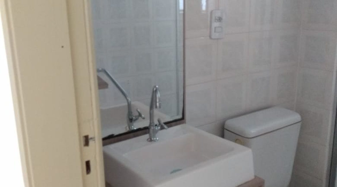 Apartamento à venda com 39m², 1 dormitório, 1 vaga, no bairro Cristal em Porto Alegre