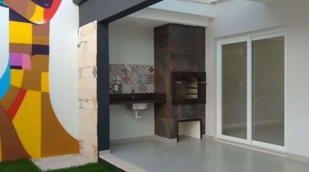 Casa em Condomínio à venda com 140m², 3 dormitórios, 1 suíte, 2 vagas, no bairro Hipica em PORTO ALEGRE