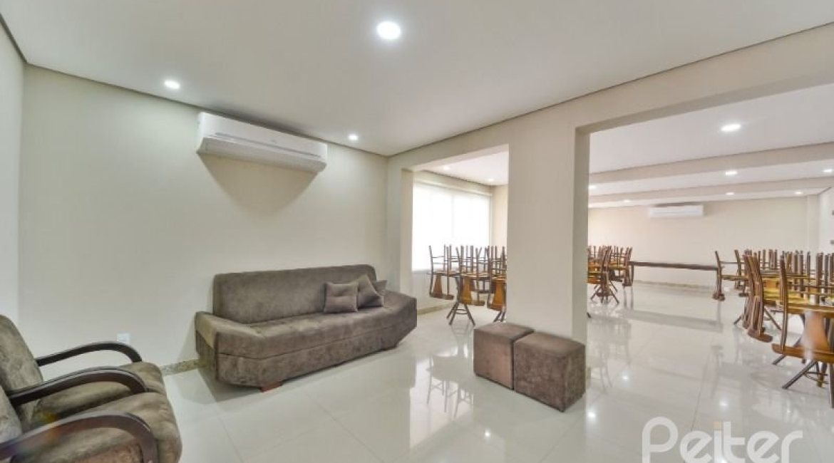 Apartamento à venda com 102m², 3 dormitórios, 1 suíte, 2 vagas, no bairro Tristeza em Porto Alegre