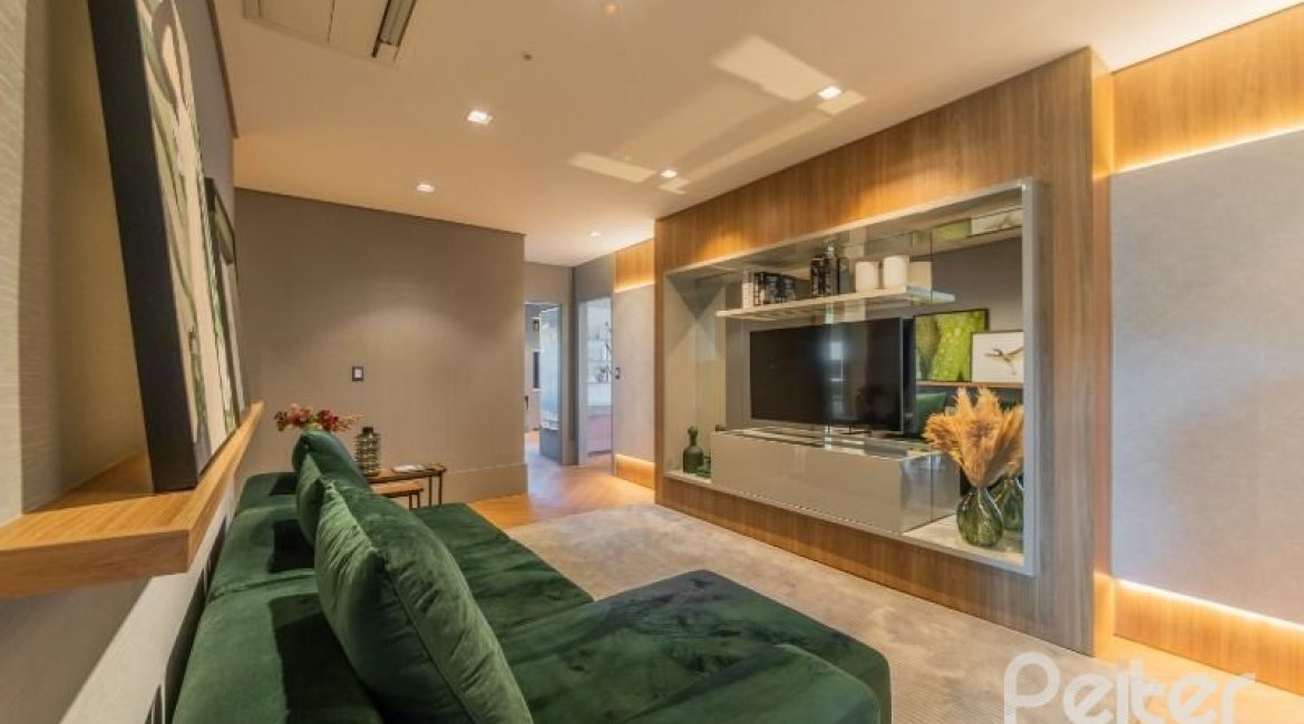 Apartamento à venda com 350m², 4 dormitórios, 4 suítes, 3 vagas, no bairro Golden Lake em Porto Alegre