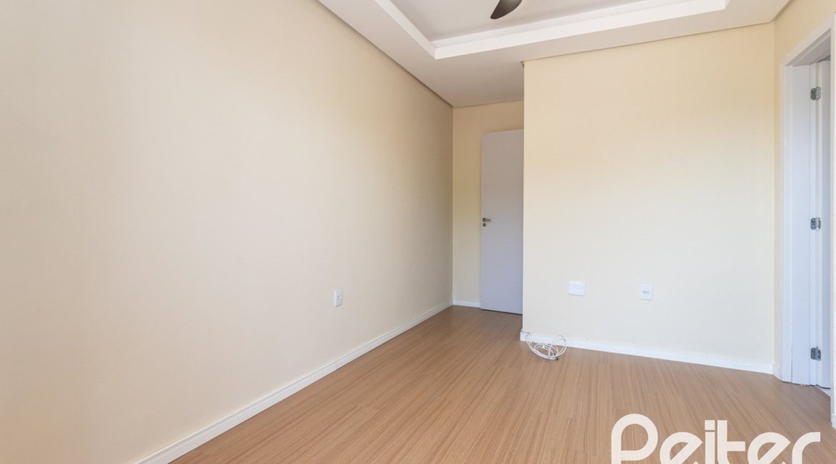 Casa à venda com 186m², 3 dormitórios, 3 suítes, 2 vagas, no bairro Espírito Santo em Porto Alegre