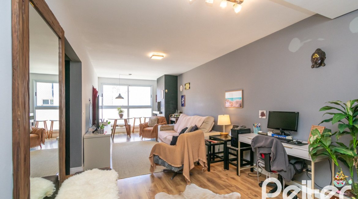 Apartamento à venda com 82m², 2 dormitórios, 1 suíte, 2 vagas, no bairro Ipanema em Porto Alegre