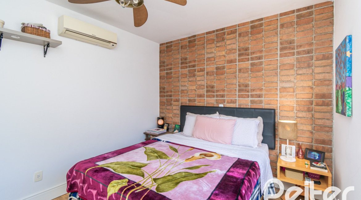 Apartamento à venda com 82m², 2 dormitórios, 1 suíte, 2 vagas, no bairro Ipanema em Porto Alegre