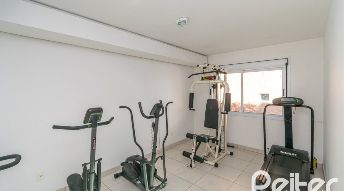 Apartamento à venda com 82m², 2 dormitórios, 1 suíte, 2 vagas, no bairro Ipanema em Porto Alegre