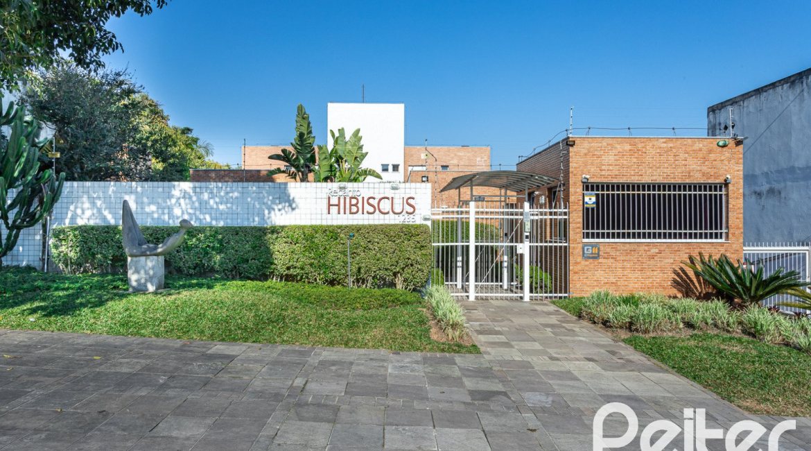 Apartamento à venda com 82m², 2 dormitórios, 1 suíte, 2 vagas, no bairro Ipanema em Porto Alegre