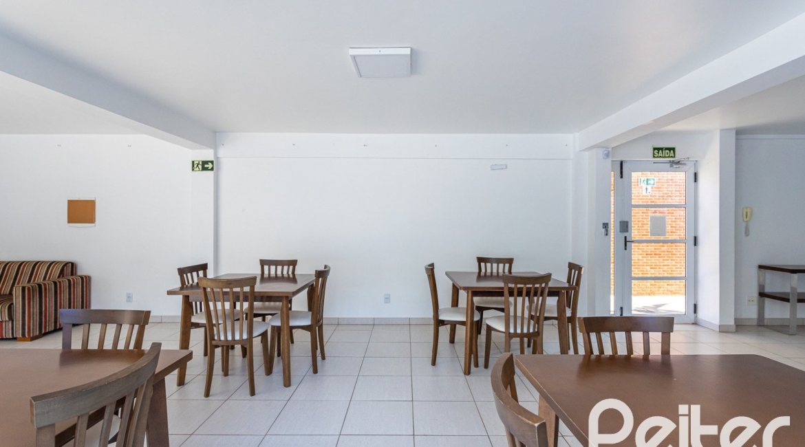 Apartamento à venda com 82m², 2 dormitórios, 1 suíte, 2 vagas, no bairro Ipanema em Porto Alegre